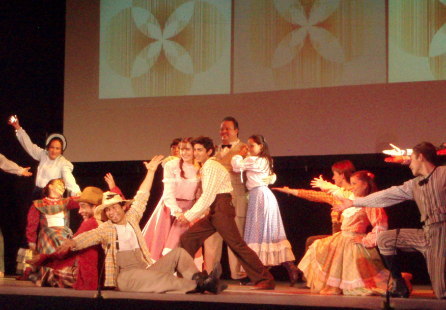 Tom Sawyer playing Becky Thatcher — Prod. Jorge Ortiz de Pinedo